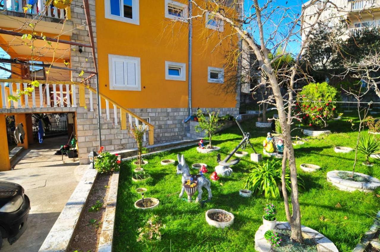 Apartments M&T Tivat Exterior photo