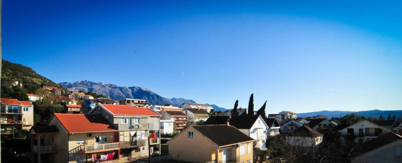 Apartments M&T Tivat Exterior photo